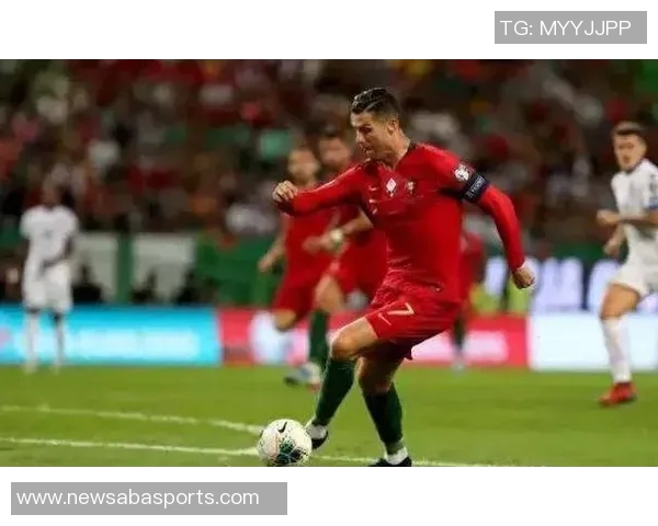 特朗普自夸足球技艺虽不及C罗梅西但速度更胜一筹